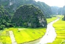 Trip to the Ancient Capital - Dry Halong Bay